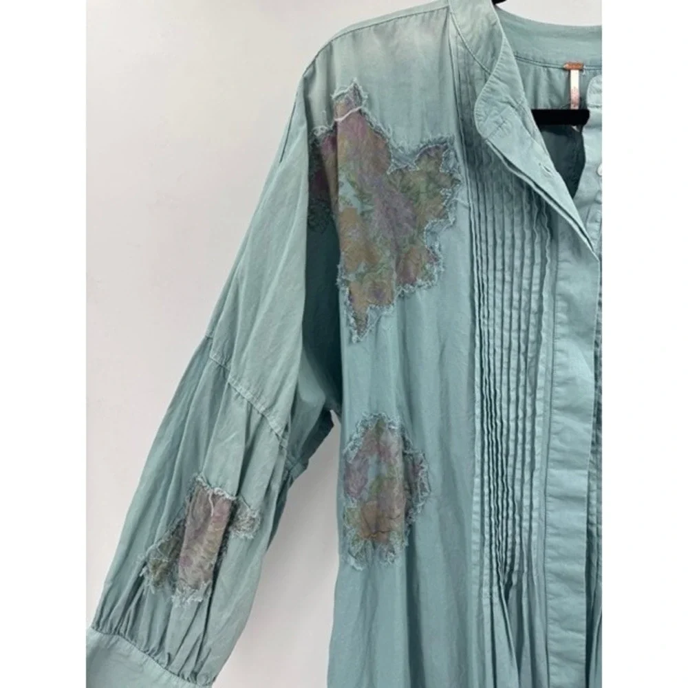 Free People Blue Floral Patch Pintuck Buttons Tunic Top SMALL Boho Cottage